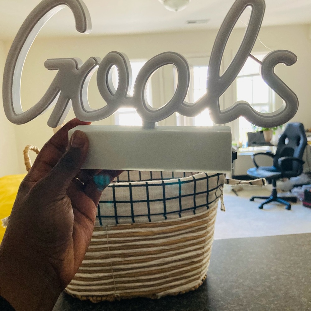 LED WORKSPACE DECOR - Picture 5 of 14